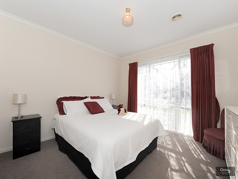 143 Kurrajong Road, Narre Warren VIC 3805