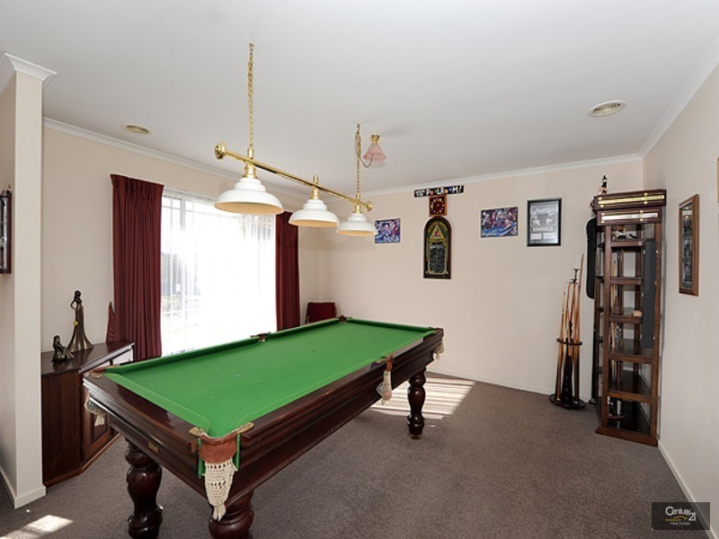 143 Kurrajong Road, Narre Warren VIC 3805