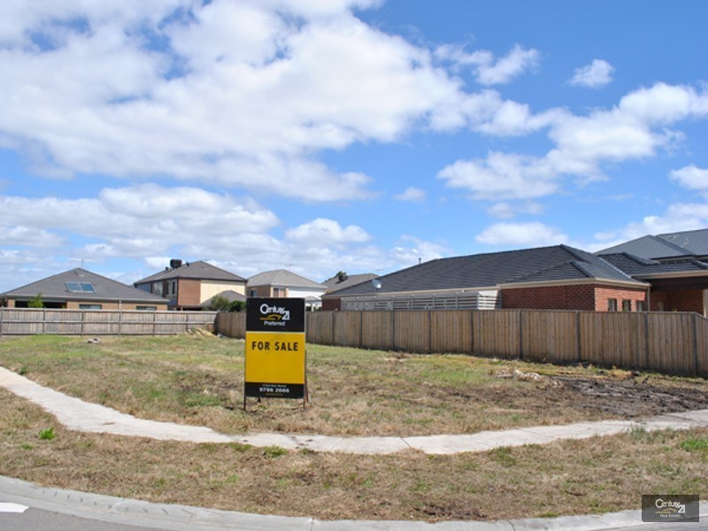 61 Jamieson Way, Berwick VIC 3806