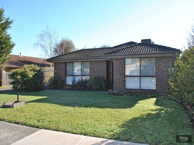 2 Ireland Avenue, Narre Warren VIC 3805