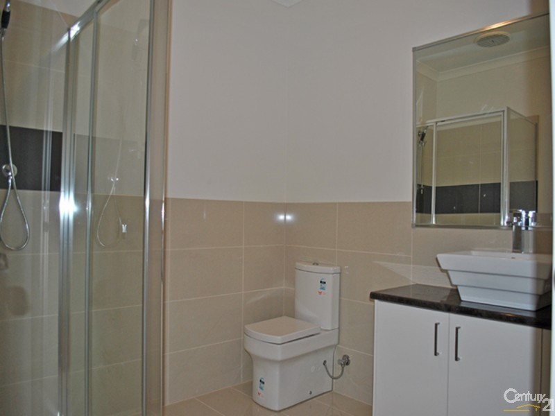 31 Donohue Street, Cranbourne East VIC 3977