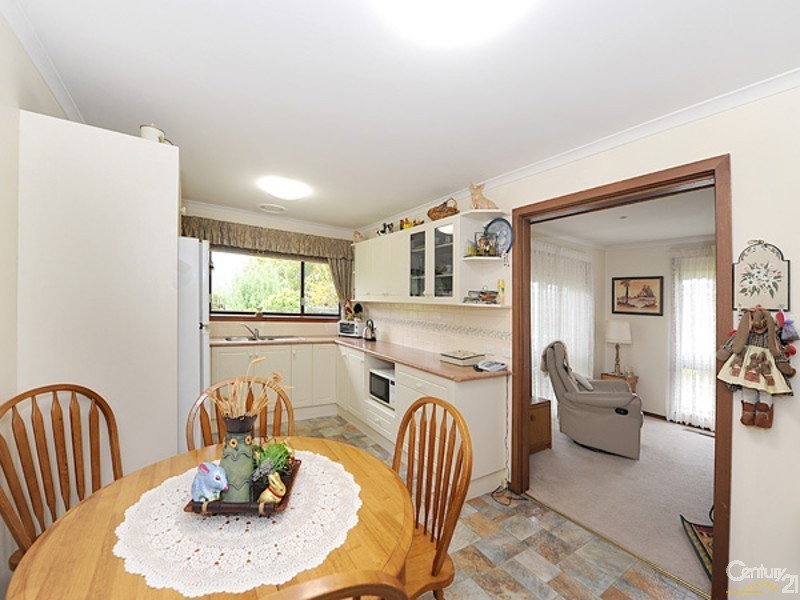 1/25 Manuka Road, Berwick VIC 3806