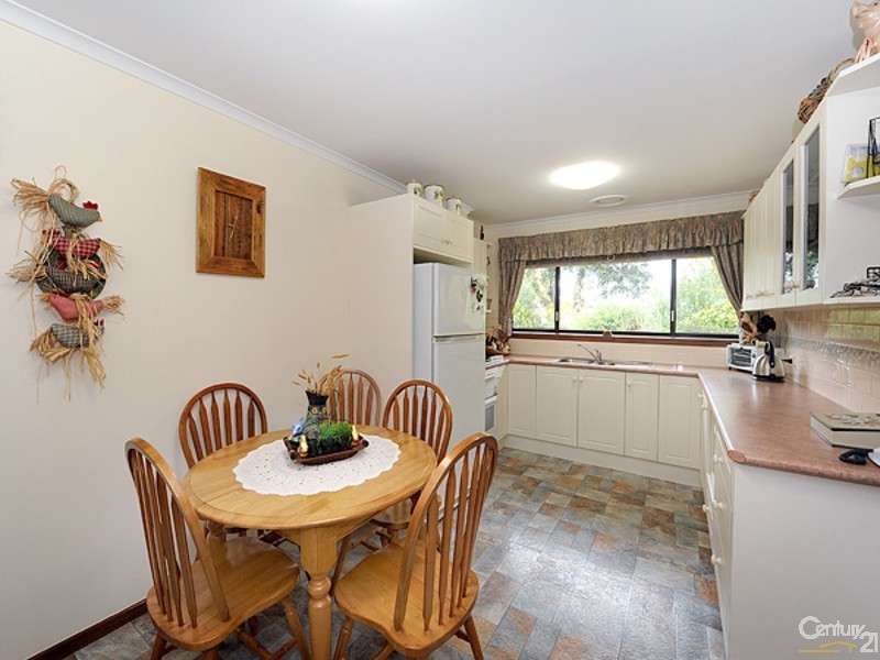 1/25 Manuka Road, Berwick VIC 3806