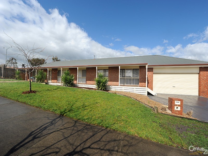 19 Emperor Road, Berwick VIC 3806