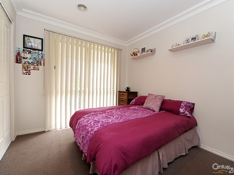 19 Emperor Road, Berwick VIC 3806