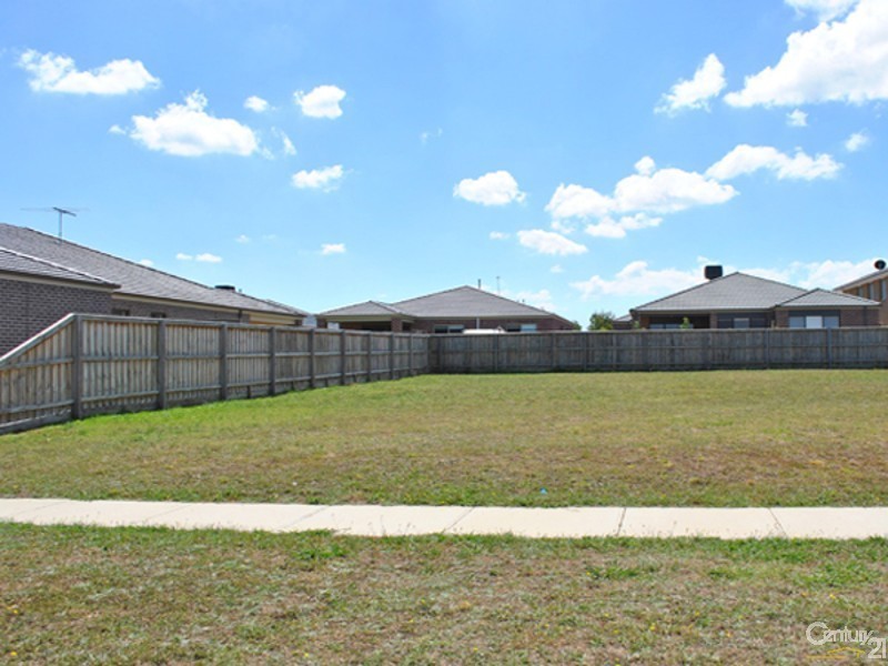 15 Bermerale Court, Berwick VIC 3806