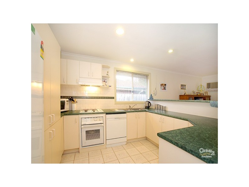 81 Avebury Drive, Berwick VIC 3806