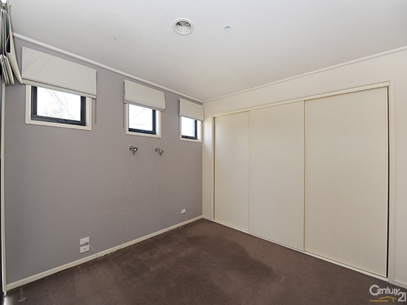 11 Greenhaven Terrace, Berwick VIC 3806