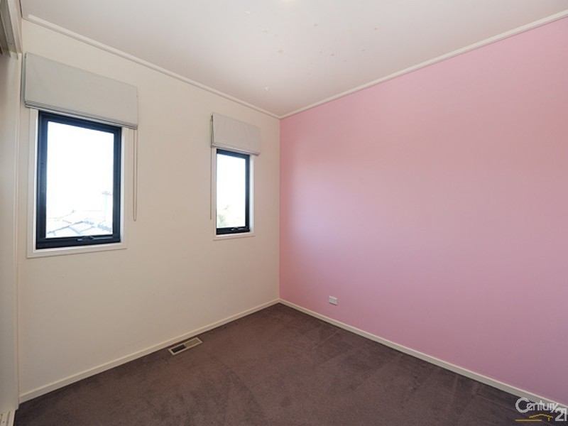 11 Greenhaven Terrace, Berwick VIC 3806