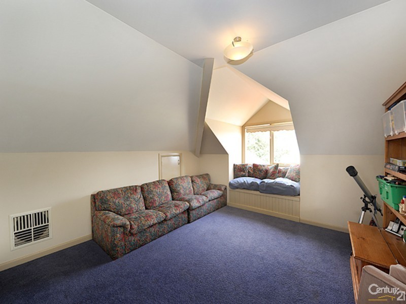 9 Vivienne Way, Berwick VIC 3806