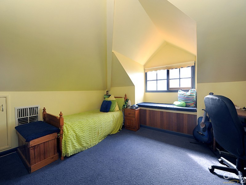 9 Vivienne Way, Berwick VIC 3806