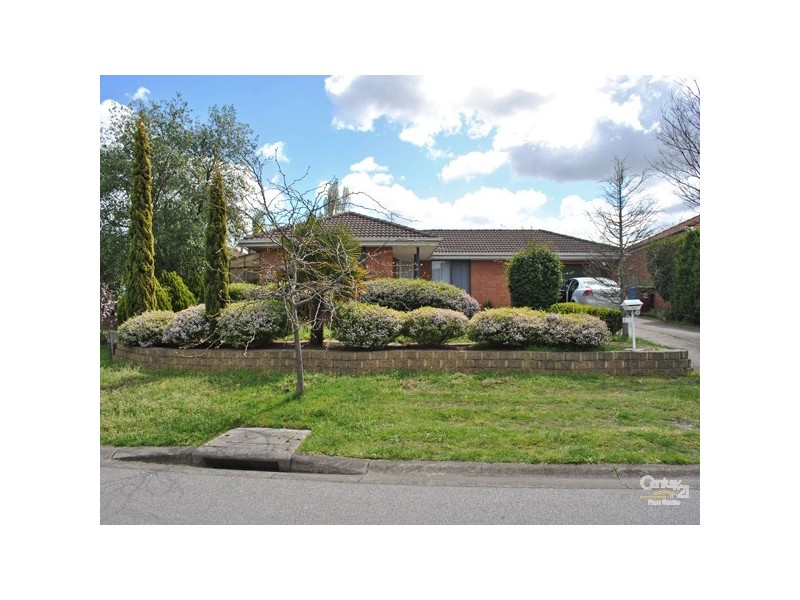 8 Nita Close, Narre Warren VIC 3805