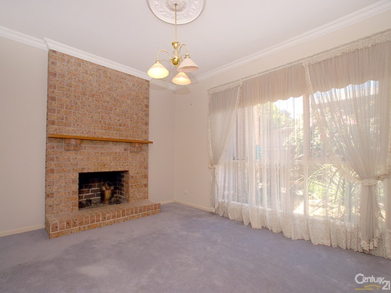 44 Strathavan Drive, Berwick VIC 3806