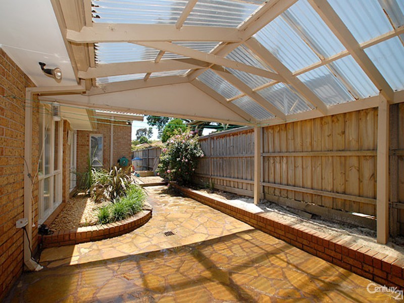 44 Strathavan Drive, Berwick VIC 3806