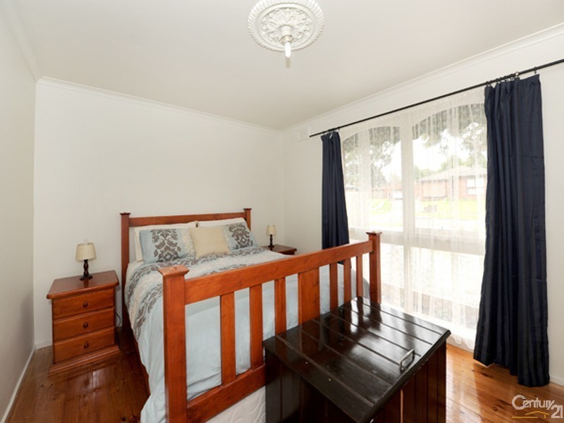 2 Beverly Court, Narre Warren VIC 3805