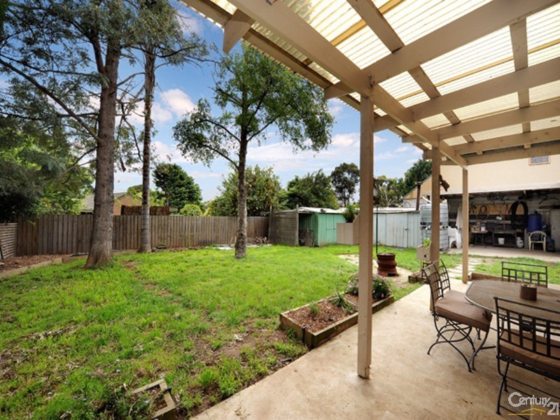 2 Beverly Court, Narre Warren VIC 3805