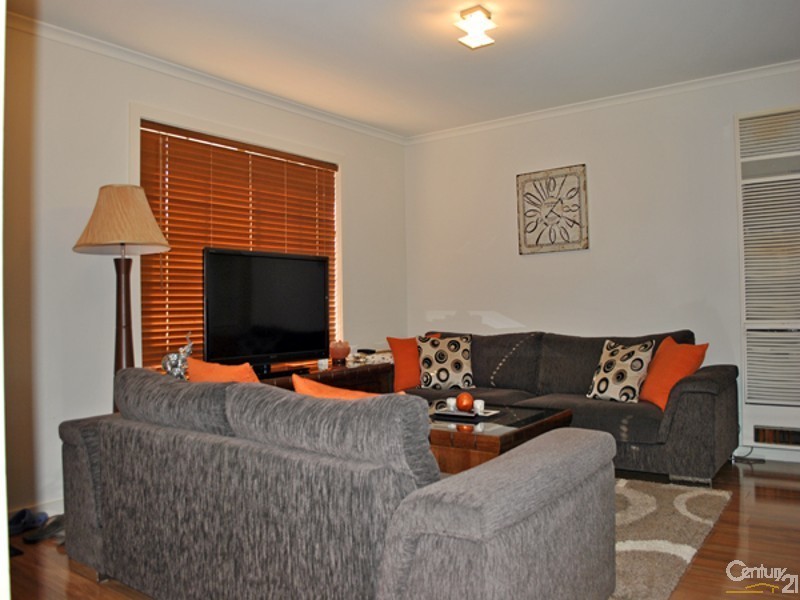 7 Amber Crescent, Narre Warren VIC 3805