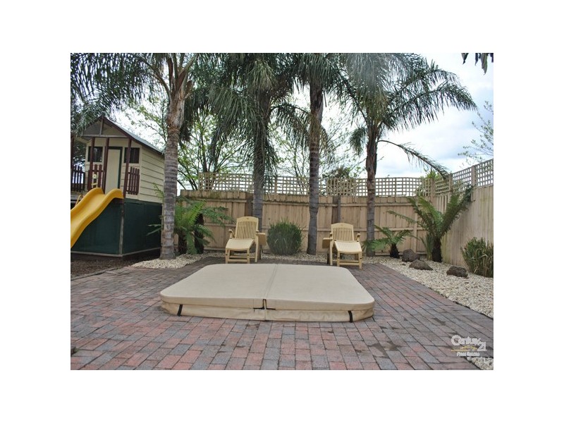 153 Mansfield Street, Berwick VIC 3806