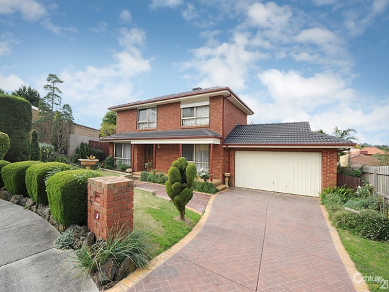 6 Heard Close, Berwick VIC 3806