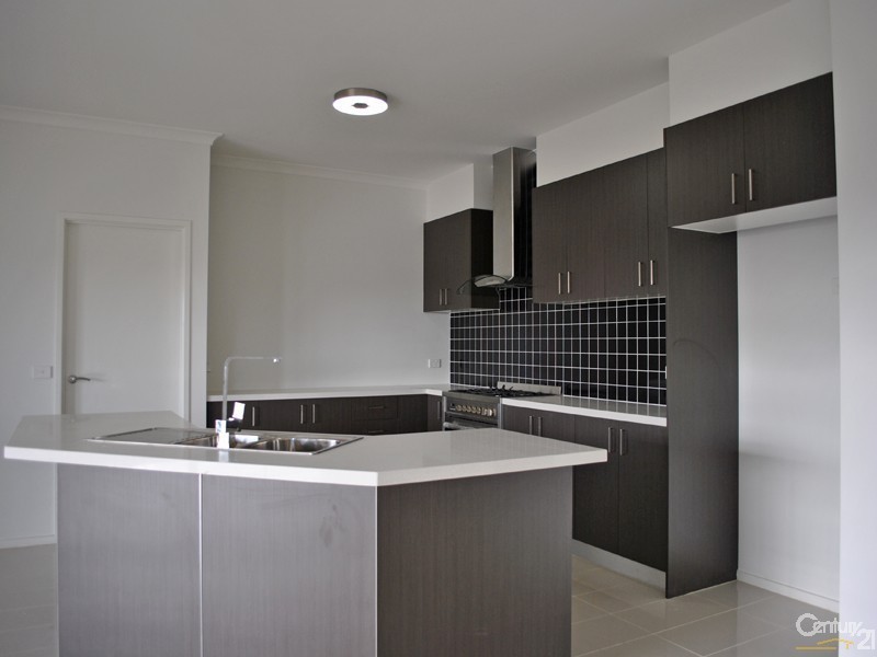 1126 Brockman Street, Cranbourne East VIC 3977