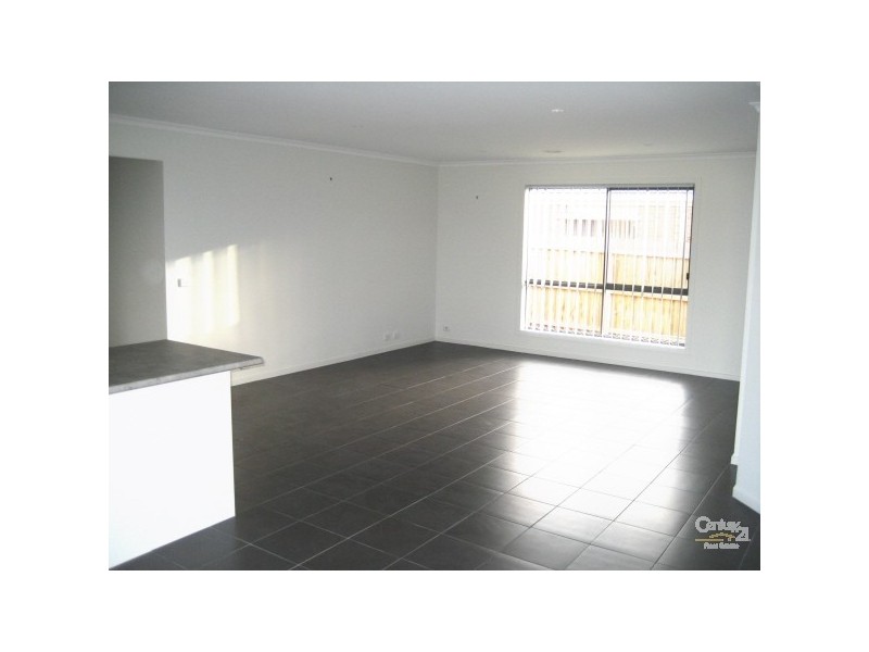 68 Golf Links Road, Berwick VIC 3806