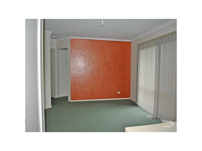 64 St Boswells Avenue, Berwick VIC 3806