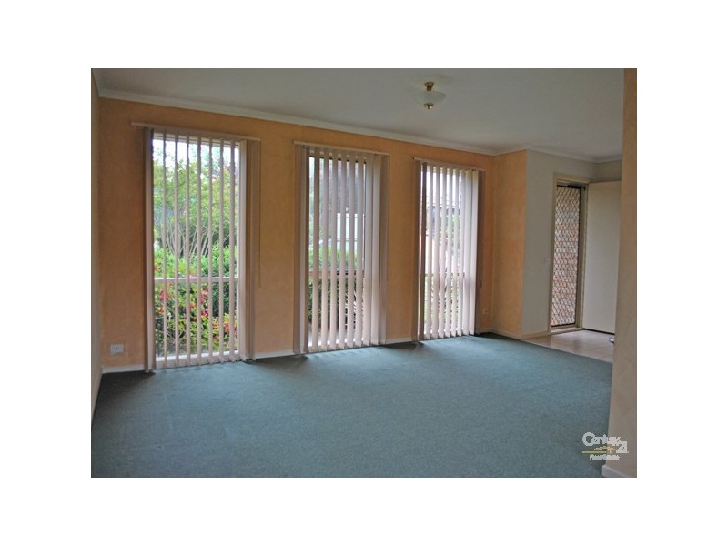 64 St Boswells Avenue, Berwick VIC 3806