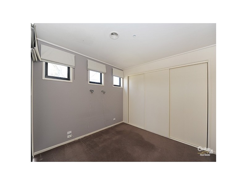 11 Greenhaven Terrace, Berwick VIC 3806