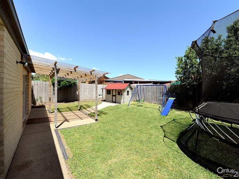 6 Postregna Way, Skye VIC 3977