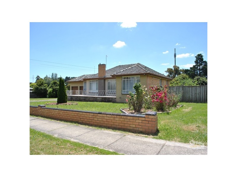 2 Crawley Road, Narre Warren VIC 3805