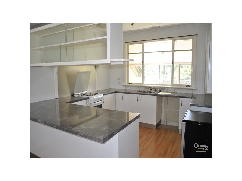 2 Crawley Road, Narre Warren VIC 3805