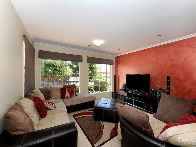 14 Charles Conder Place, Berwick VIC 3806