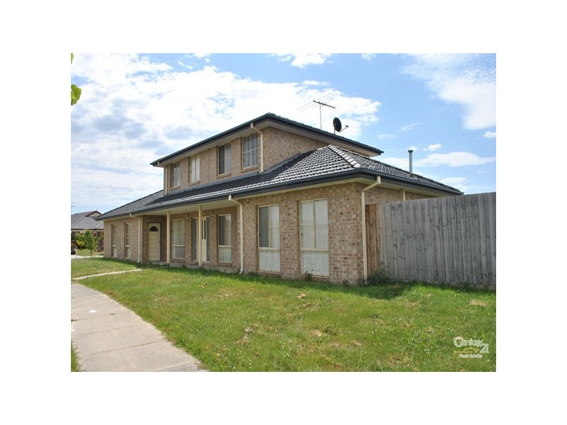 7 Amberley Drive, Pakenham VIC 3810