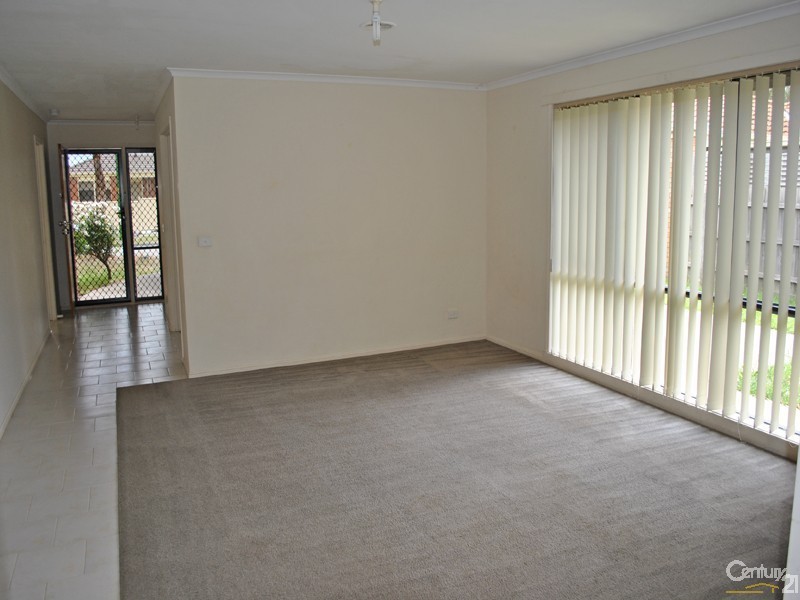 80 The Parkway, Hampton Park VIC 3976