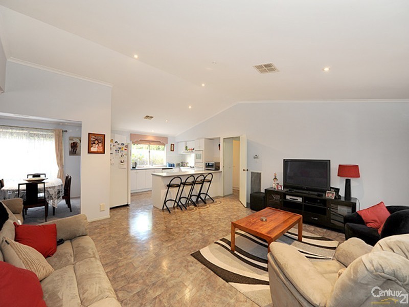 23 Denver Drive, Narre Warren VIC 3805