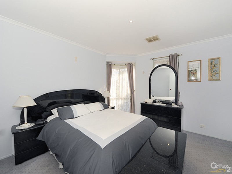 23 Denver Drive, Narre Warren VIC 3805