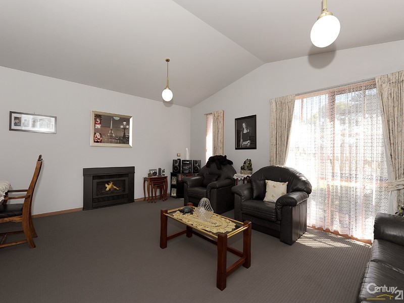 361 Princes Highway, Narre Warren VIC 3805