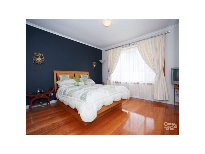 5 Rosalie Court, Pakenham VIC 3810