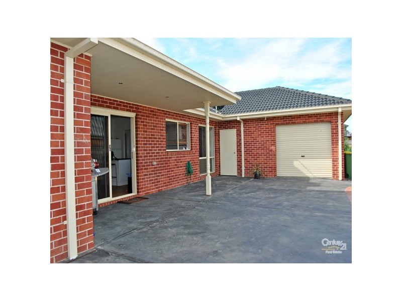 6 Flinders Park Drive, Officer VIC 3809