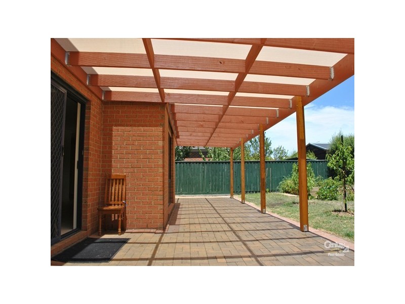 31 Chatswood Drive, Narre Warren South VIC 3805