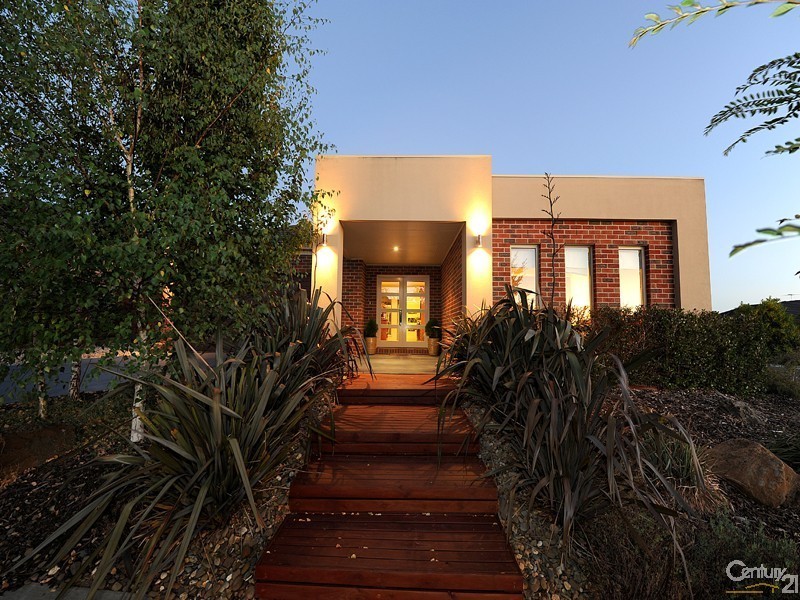 14  Ashby Drive, Berwick VIC 3806