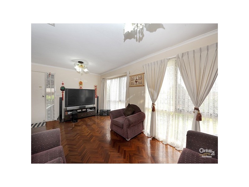 8 Mace Rise, Hallam VIC 3803