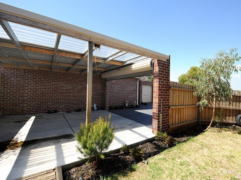 1/26 Almond Drive, Doveton VIC 3177