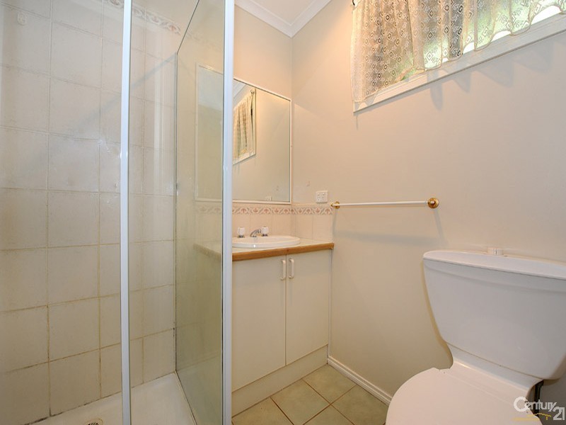 2 Adelong Court, Berwick VIC 3806