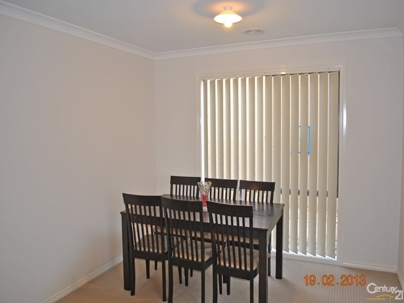 14 Tiarne Crescent, Hampton Park VIC 3976