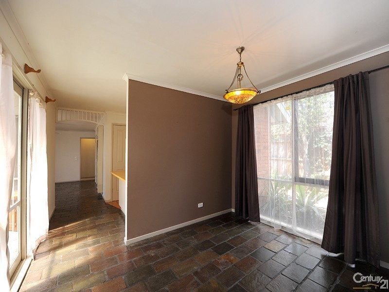 14 Tyntynder Close, Berwick VIC 3806