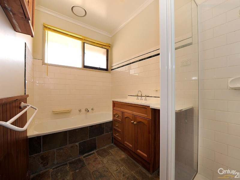 14 Tyntynder Close, Berwick VIC 3806