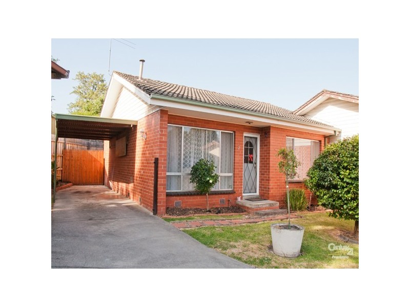 2/11 Wilson Street, Berwick VIC 3806