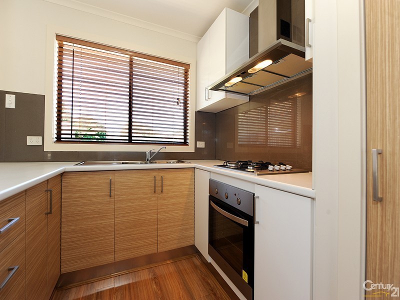 7 Amber Crescent, Narre Warren VIC 3805