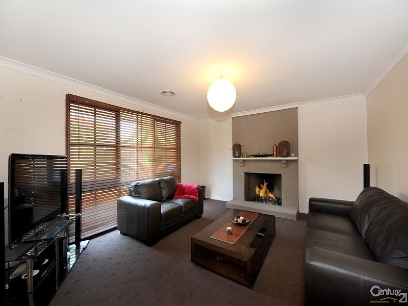 9  Marsden Court, Cranbourne North VIC 3977